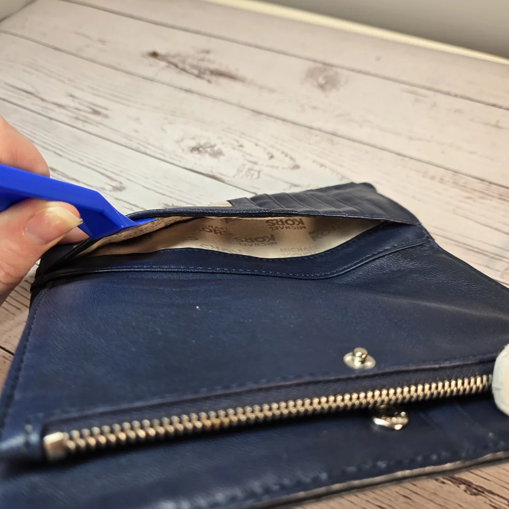 Michael Kors Navy Blue Leather‎ Wallet